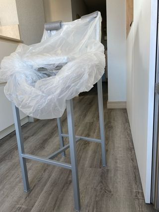 Taburete alto respaldo aluminio nuevo