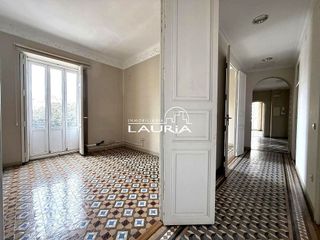 Oficina en alquiler en El Pla del Remei en Valencia