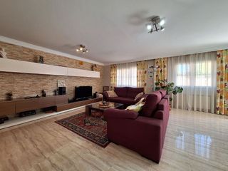 Casa adosada en alquiler en Corralejos - Campo de las Naciones en Madrid