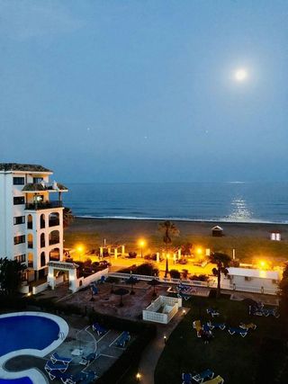 Ático en alquiler en Puerto de la Duquesa en Manilva