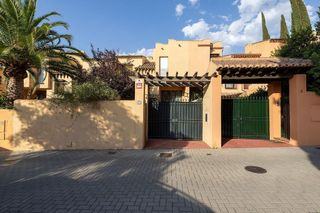Casa adosada en venta en Cerrillo de Maracena - Periodistas en Granada