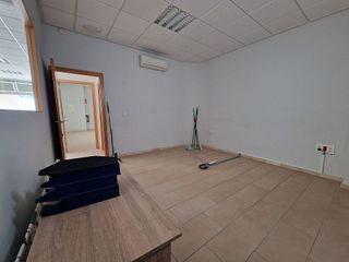 Oficina en alquiler en Elda