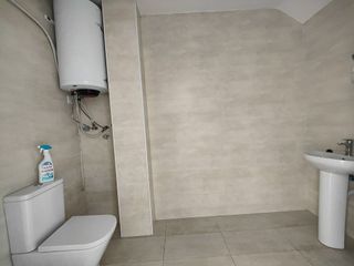 Local comercial en alquiler en Centro en Tomares