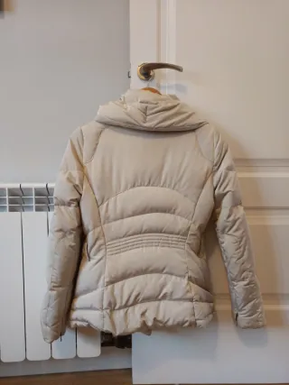 Chaqueta de plumas Zara Beige Talla M