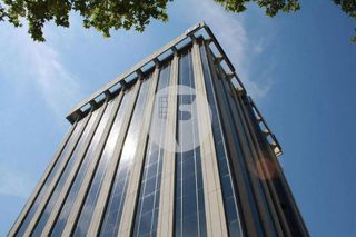 Oficina en alquiler en Costillares en Madrid