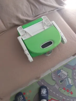 Trona portátil verde