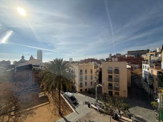 Ático en alquiler en Casco Antiguo - Santa Cruz en Alicante
