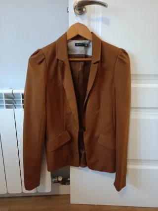 Americana Stradivarius Marrón Talla M