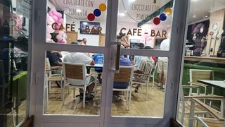 Traspaso de Bar-Cafeteria