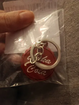 Fallout: Llavero/Abridor de botellas Nuka Cola.