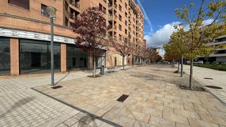 Local comercial en alquiler en Milagrosa en Pamplona
