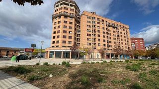 Local comercial en alquiler en Milagrosa en Pamplona