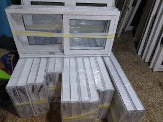 Ventanas correderas blancas nuevas