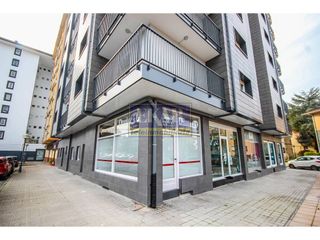 Local comercial en alquiler en Centro - Mendibil - Santiago en Irun