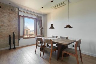 Piso en venta en El Raval en Barcelona