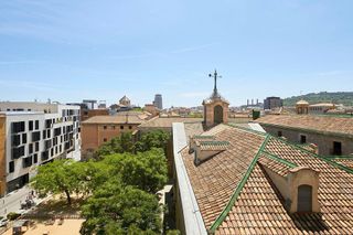 Piso en venta en El Raval en Barcelona