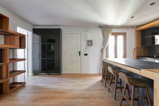 Piso en venta en El Raval en Barcelona