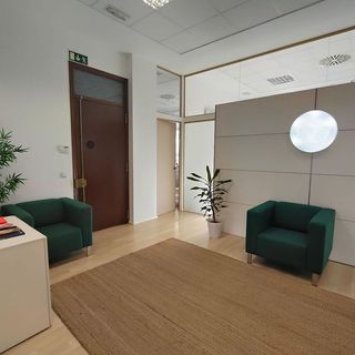 Oficina en alquiler en El Pla del Remei en Valencia