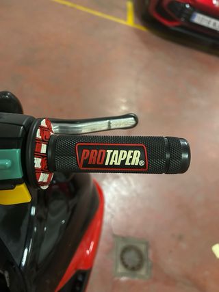 Yamaha Aerox 50cc Scooter