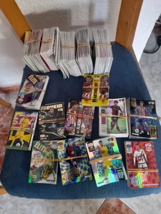 Lote cromos fútbol Megacracks 25/26