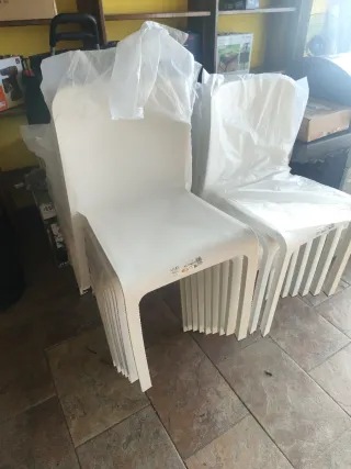 Pack 8 Sillas Grana SP Berner Apilables