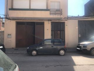 Local comercial en venta en Deltebre
