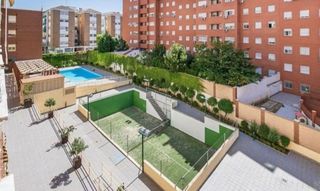 Piso en alquiler en Camino de Ronda - Rosaleda en Granada