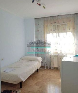 Piso en alquiler en Camino de Ronda - Rosaleda en Granada