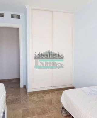 Piso en alquiler en Camino de Ronda - Rosaleda en Granada