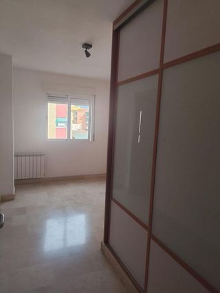 Piso en alquiler en Barrio de Zaidín en Granada