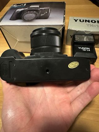 Royal-II Reflex Analogica 35mm + Flash YUNON