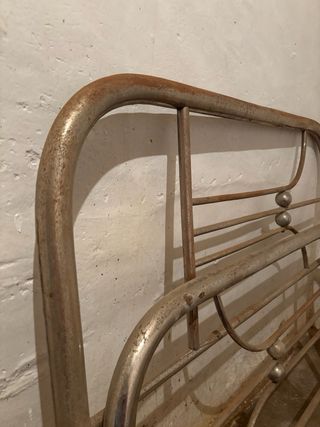 Cabecero y piecero antiguo de metal