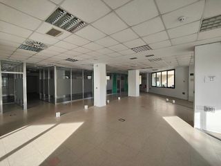 Oficina en alquiler en Aljamar en Tomares