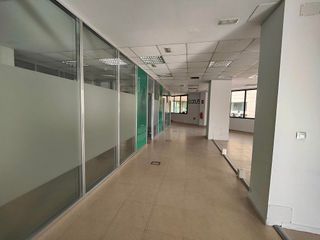 Oficina en alquiler en Aljamar en Tomares