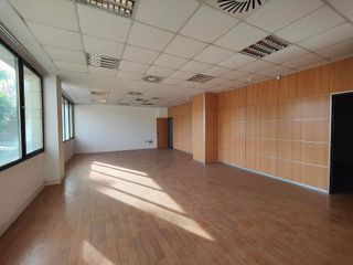 Oficina en alquiler en Aljamar en Tomares