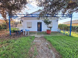 Terreno en venta en Montequinto en Dos Hermanas