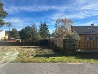 Terreno en venta en Navas del Marqués (Las)