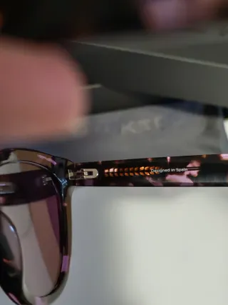 Occhiali da sole Hawkers viola e neri