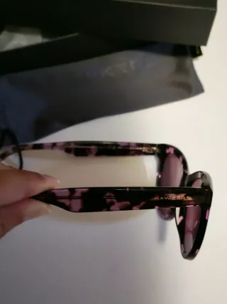Occhiali da sole Hawkers viola e neri