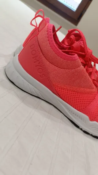 Zapatillas deportivas mujer talla 37 NUEVAS