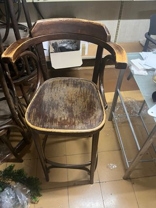 Sillas de madera estilo Thonet