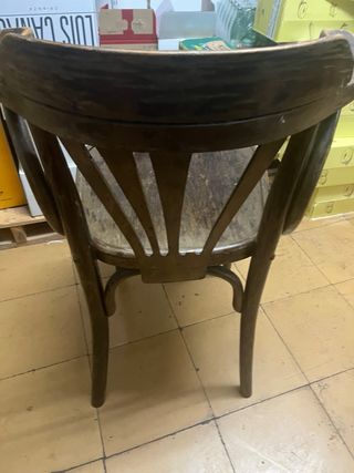 Sillas de madera estilo Thonet