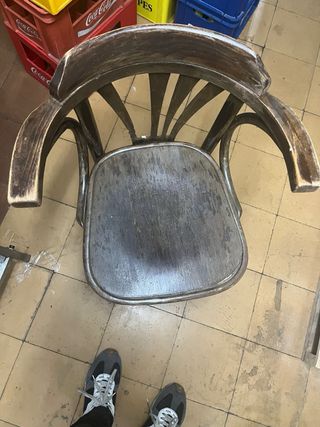 Sillas de madera estilo Thonet