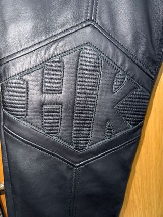 Pantalón piel mujer (MOTERA)