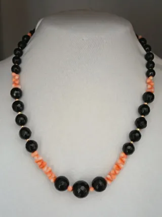 Collana onice nero e corallo rosa