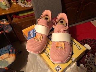 Skechers Zapatillas nuevas