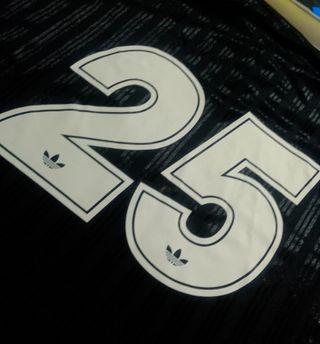 Camiseta oasis Live'25 Talla L