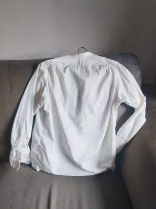 Camisa blanca cuello Mao