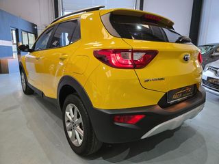 KIA Stonic de una solo propietaria.