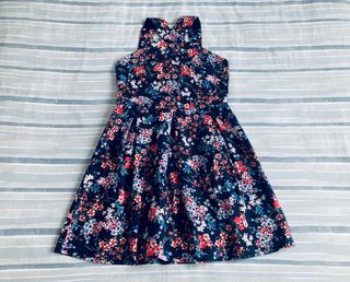 Vestido Flores Tirantes Cruzado Stradivarius S/M